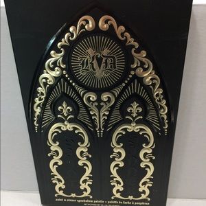 Saint and sinner palette